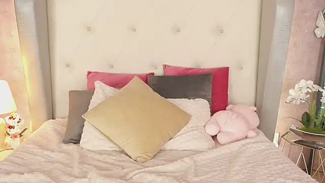 ViolettMoon1 online show from 03-07-25, 10:35