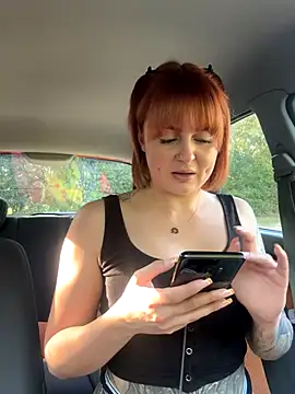 Snapshot of ObviouslyPeachy chatting on 10-02-25, 01:07 ObviouslyPeachy online show from 10-02-25, 01:07