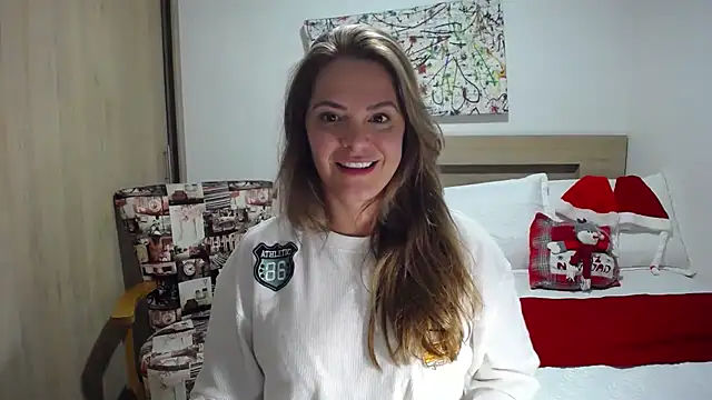 Snapshot of ParisW chatting on 12-10-24, 02:27 ParisW online show from 12-10-24, 02:27