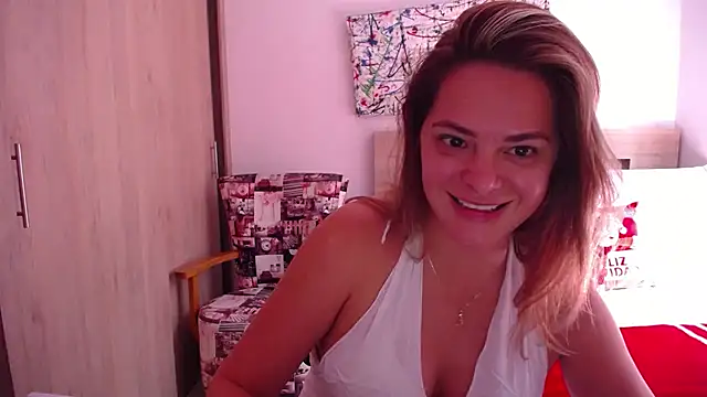 Snapshot of ParisW chatting on 12-20-24, 04:36 ParisW online show from 12-20-24, 04:36