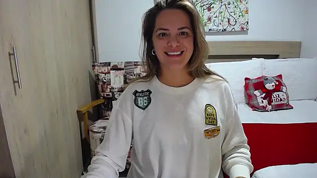 Snapshot of ParisW chatting on 12-28-24, 12:15 ParisW online show from 12-28-24, 12:15