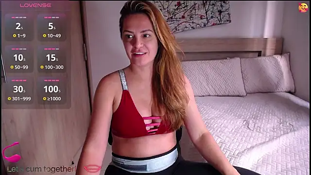 Snapshot of ParisW chatting on 12-22-25, 09:45 ParisW online show from 12-22-25, 09:45