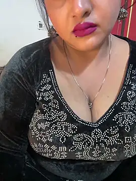 Ayesha mahi online show from 11-24-25, 08:25