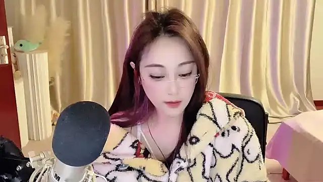 Daisy-77 online show from 03-01-25, 11:37