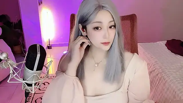 Daisy-77 online show from 10-09-25, 10:35