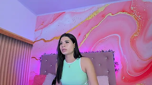 Daisy  rose online show from 02-21-25, 11:01