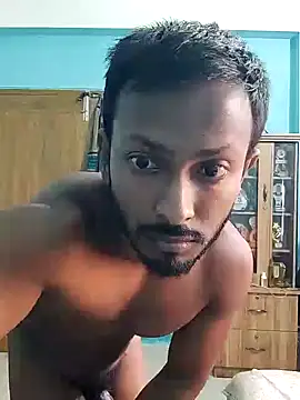 Snapshot of HunkyAriyan chatting on 12-12-24, 10:02 HunkyAriyan online show from 12-12-24, 10:02