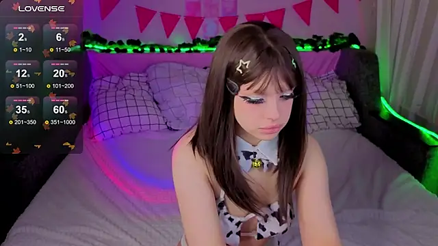 MonikaMayson online show from 11-25-25, 05:40