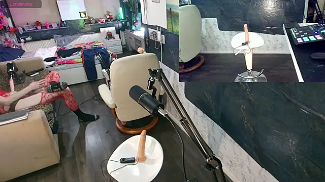 Doggyray44 online show from 12-20-24, 01:25