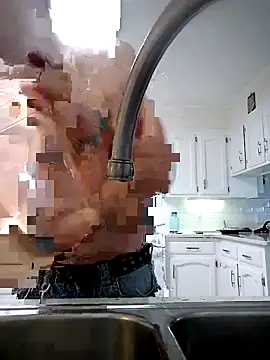 Snapshot of Jackson1964@xh chatting on 11-12-25, 08:30 Jackson1964xh online show from 11-12-25, 08:30