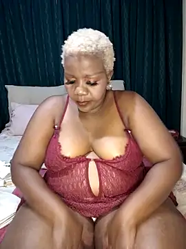 Snapshot of dirasweetlipsxx chatting on 02-07-26, 06:33 dirasweetlipsxx online show from 02-07-26, 06:33