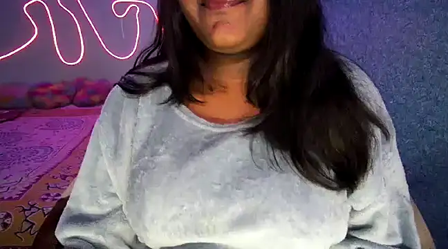 Snapshot of expression_queen chatting on 01-27-25, 04:01 expression queen online show from 01-27-25, 04:01