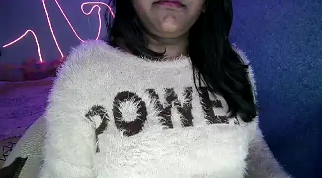 Snapshot of expression_queen chatting on 02-02-25, 07:14 expression queen online show from 02-02-25, 07:14