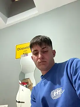 Snapshot of Imperial_10 chatting on 12-19-25, 12:34 Imperial 10 online show from 12-19-25, 12:34