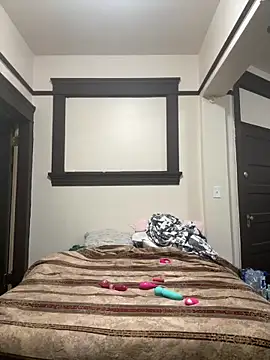 Snapshot of SunnyRays69 chatting on 09-15-25, 08:25 SunnyRays69 online show from 09-15-25, 08:25