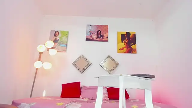 Snapshot of kattadoll chatting on 01-21-25, 08:21 kattadoll online show from 01-21-25, 08:21