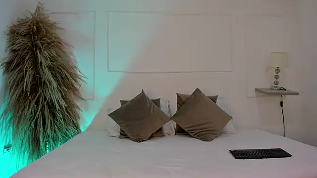  ashleymiller online show from 01-20-25, 06:32