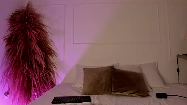  ashleymiller online show from 02-14-25, 03:05