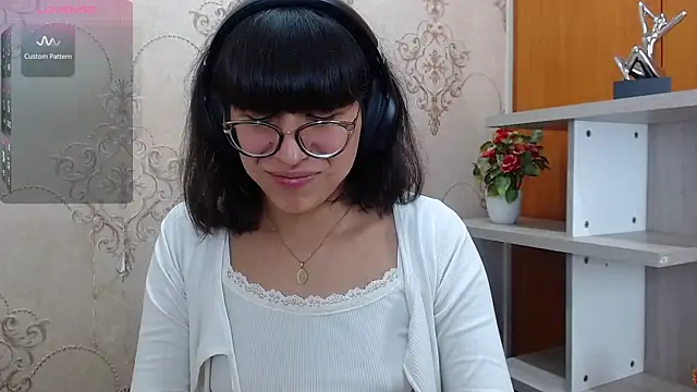 Nataly Cloud online show from 12-18-24, 12:40