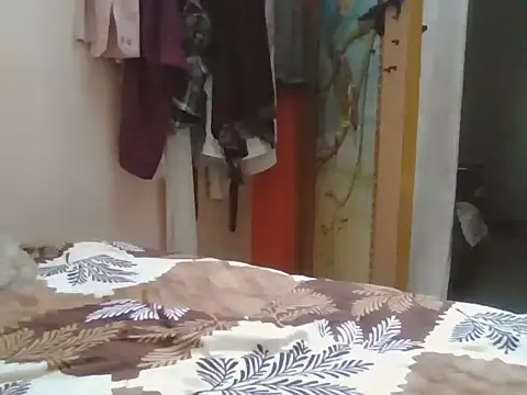 Snapshot of G_N_R chatting on 10-11-25, 06:23 G N R online show from 10-11-25, 06:23