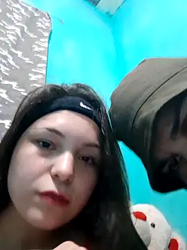 Snapshot of reina_999 chatting on 11-27-25, 06:15 reina 999 online show from 11-27-25, 06:15