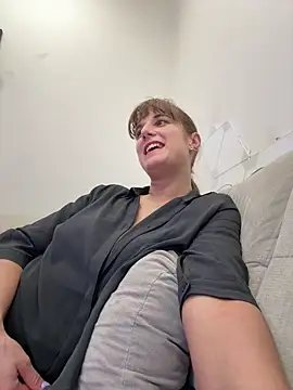 Snapshot of jennifer11772 chatting on 03-28-26, 08:08 jennifer11772 online show from 03-28-26, 08:08