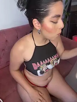 Snapshot of DakotaShelby chatting on 01-19-25, 09:02 DakotaShelby online show from 01-19-25, 09:02