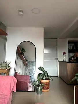 Snapshot of DakotaShelby chatting on 11-16-25, 08:36 DakotaShelby online show from 11-16-25, 08:36