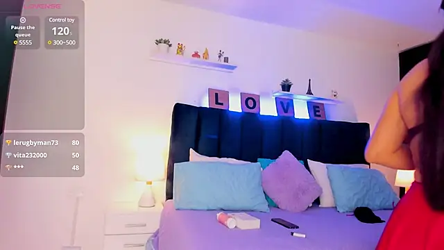 Snapshot of Mia_brunette26 chatting on 01-15-25, 02:06 Mia brunette26 online show from 01-15-25, 02:06