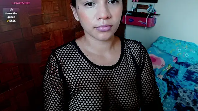 Snapshot of Mia_brunette26 chatting on 02-08-25, 09:04 Mia brunette26 online show from 02-08-25, 09:04