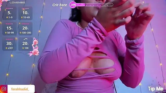 Snapshot of Maisa_issa chatting on 04-07-26, 01:33 Maisa issa online show from 04-07-26, 01:33