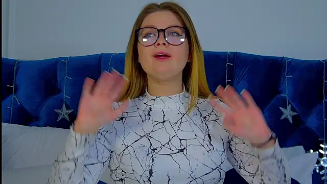 CrystalLyons online show from 12-29-24, 07:06