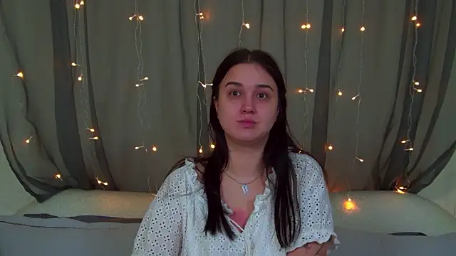 ChristinaMilton online show from 11-28-25, 06:32