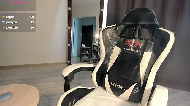 Snapshot of Lana_Younes chatting on 03-22-25, 12:35 Lana Younes online show from 03-22-25, 12:35