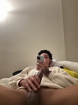 estrellaalvear online show from 11-10-25, 02:05