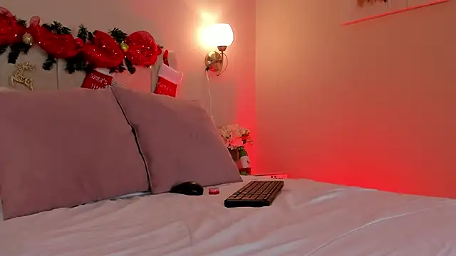 Snapshot of dani_skinny_ chatting on 12-29-24, 06:27 dani skinny online show from 12-29-24, 06:27