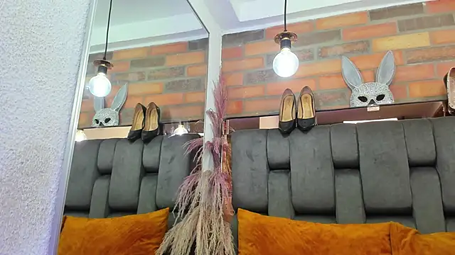 JESSYCORTES online show from 10-22-25, 02:50