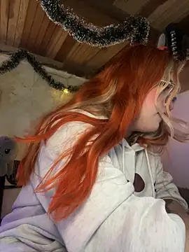 Snapshot of SophiaWeestt99 chatting on 12-16-25, 03:55 SophiaWeestt99 online show from 12-16-25, 03:55