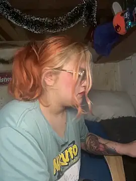 Snapshot of SophiaWeestt99 chatting on 01-07-26, 03:31 SophiaWeestt99 online show from 01-07-26, 03:31