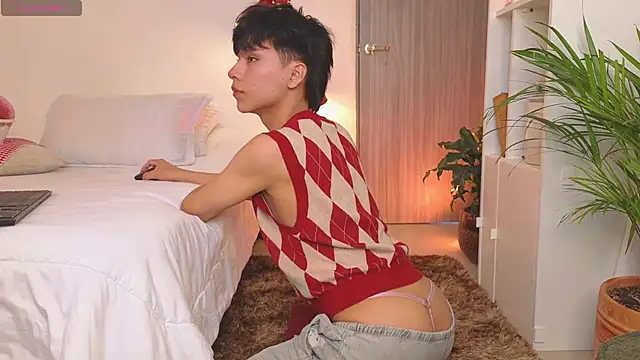 Tommyfoxboy online show from 11-21-25, 01:21