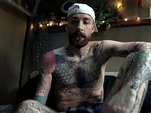 Tuhands online show from 01-18-25, 02:44