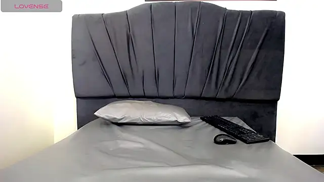 Diosiris Riannys online show from 10-02-25, 07:10