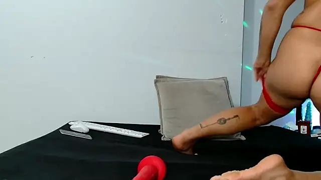 Snapshot of Bitter_ chatting on 11-10-25, 07:46 Bitter online show from 11-10-25, 07:46