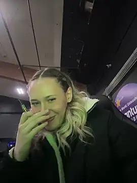 M1ssyk1ssy online show from 01-04-25, 11:17