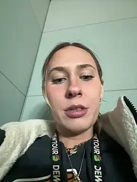 M1ssyk1ssy online show from 02-03-25, 05:03