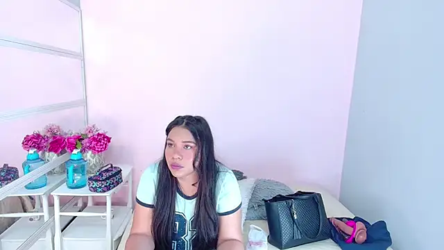 LanaBigTitties online show from 03-13-25, 07:50