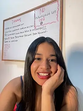 Snapshot of Aitana98_ chatting on 02-15-25, 07:16 Aitana98 online show from 02-15-25, 07:16