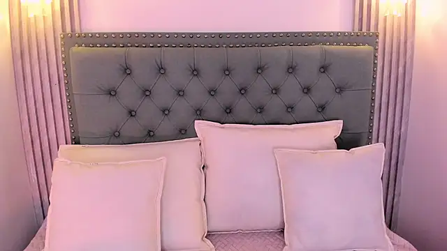 Snapshot of Aitana98_ chatting on 02-25-25, 01:09 Aitana98 online show from 02-25-25, 01:09
