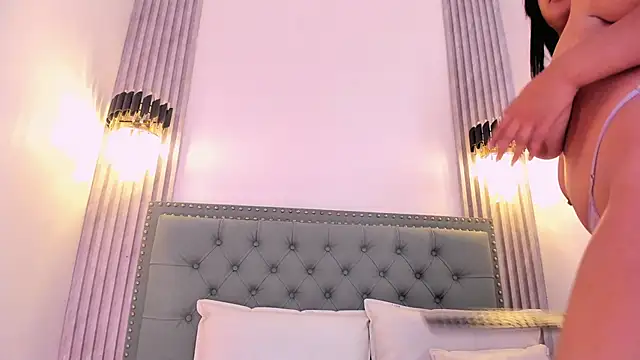 Snapshot of Aitana98_ chatting on 03-22-25, 05:06 Aitana98 online show from 03-22-25, 05:06
