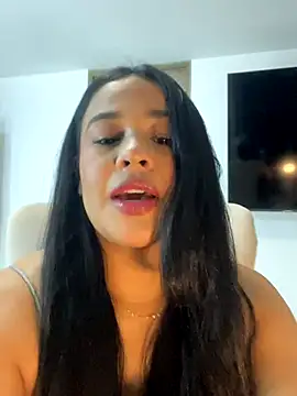 Snapshot of Aitana98_ chatting on 09-25-25, 01:53 Aitana98 online show from 09-25-25, 01:53